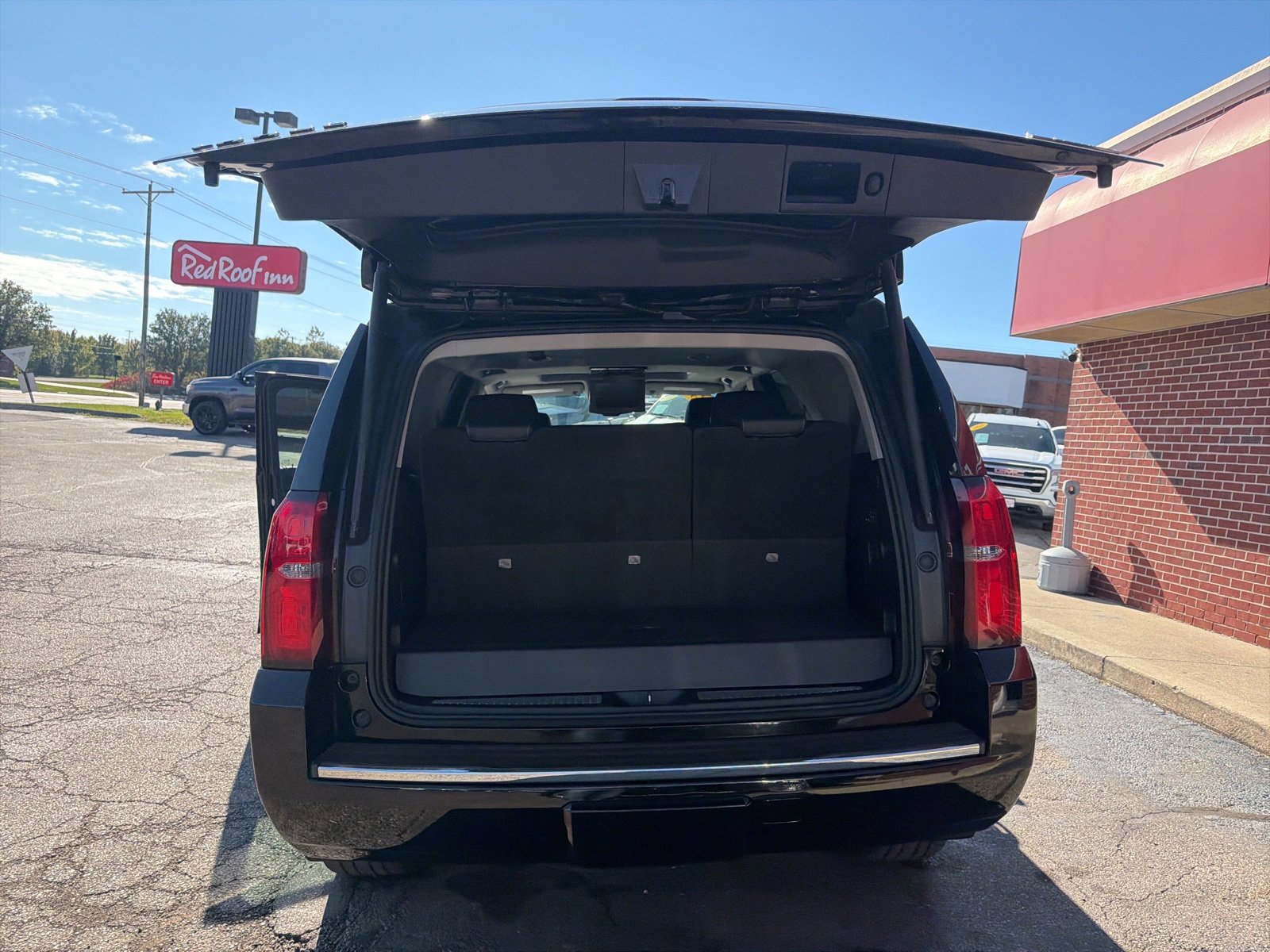 Used 2018 Chevrolet Tahoe Premier image 26