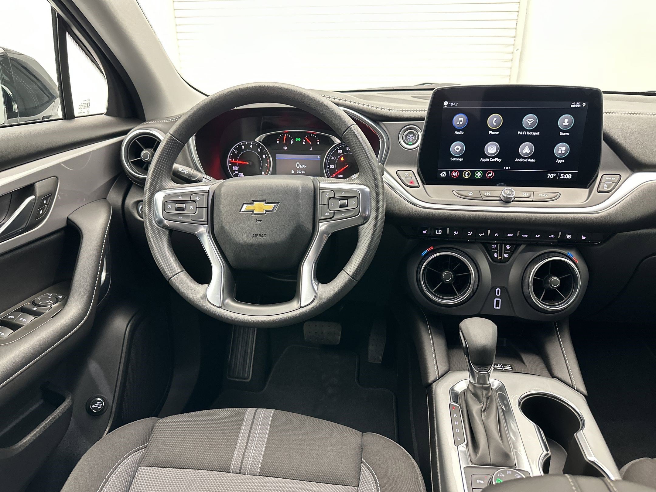 Certified 2025 Chevrolet Blazer LT w/ Convenience Package image 26