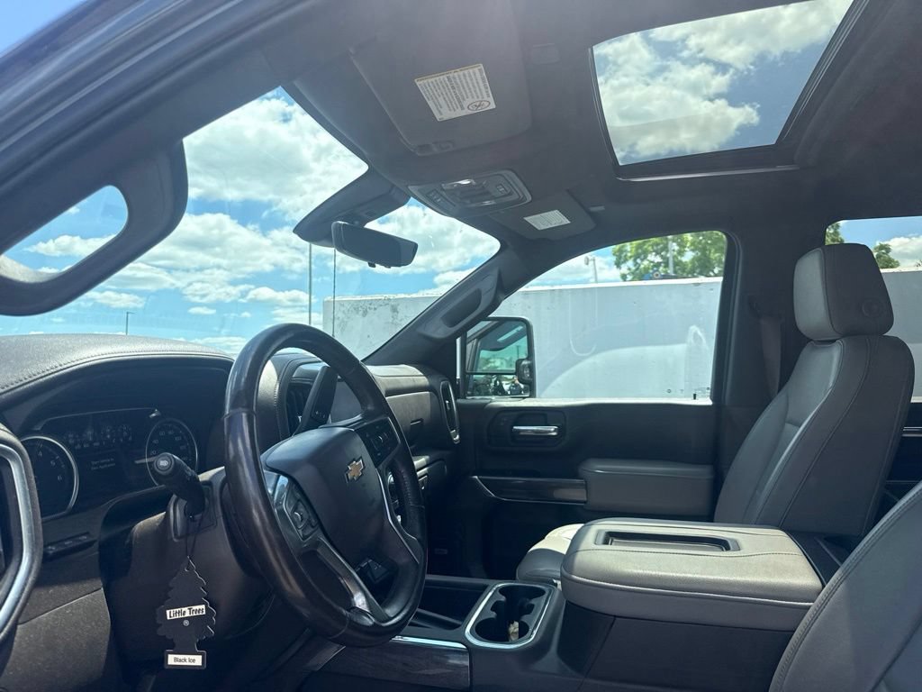 Used 2020 Chevrolet Silverado 2500 LTZ w/ LTZ Premium Package AWD/4WD image 10