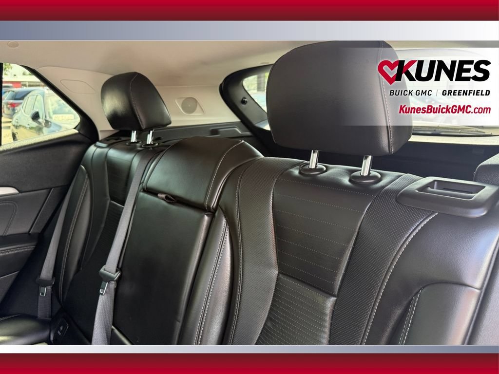 Used 2024 Buick Envision Preferred AWD/4WD image 17