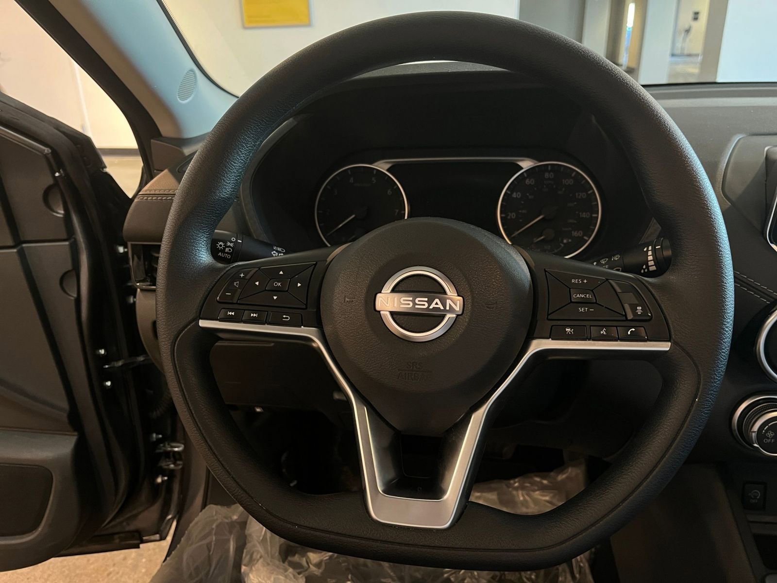 Used 2025 Nissan Sentra SV image 27