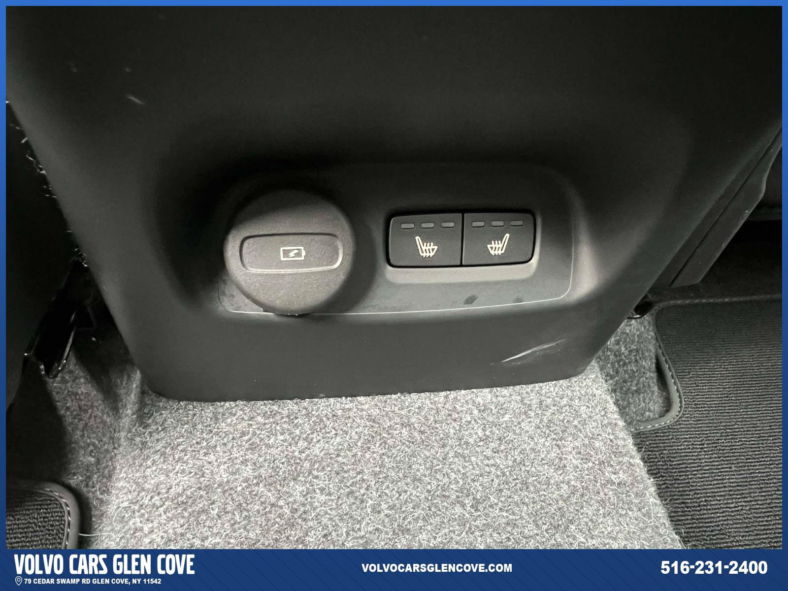 Used 2026 Volvo XC40 B5 Ultra w/ Climate Package AWD/4WD image 11