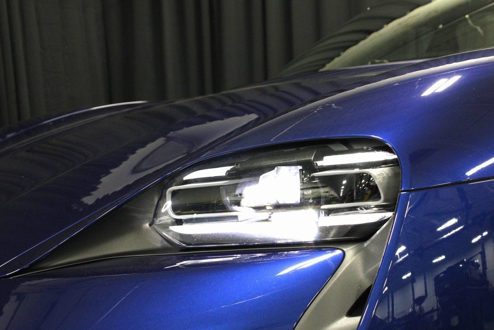 Certified 2021 Porsche Taycan image 15