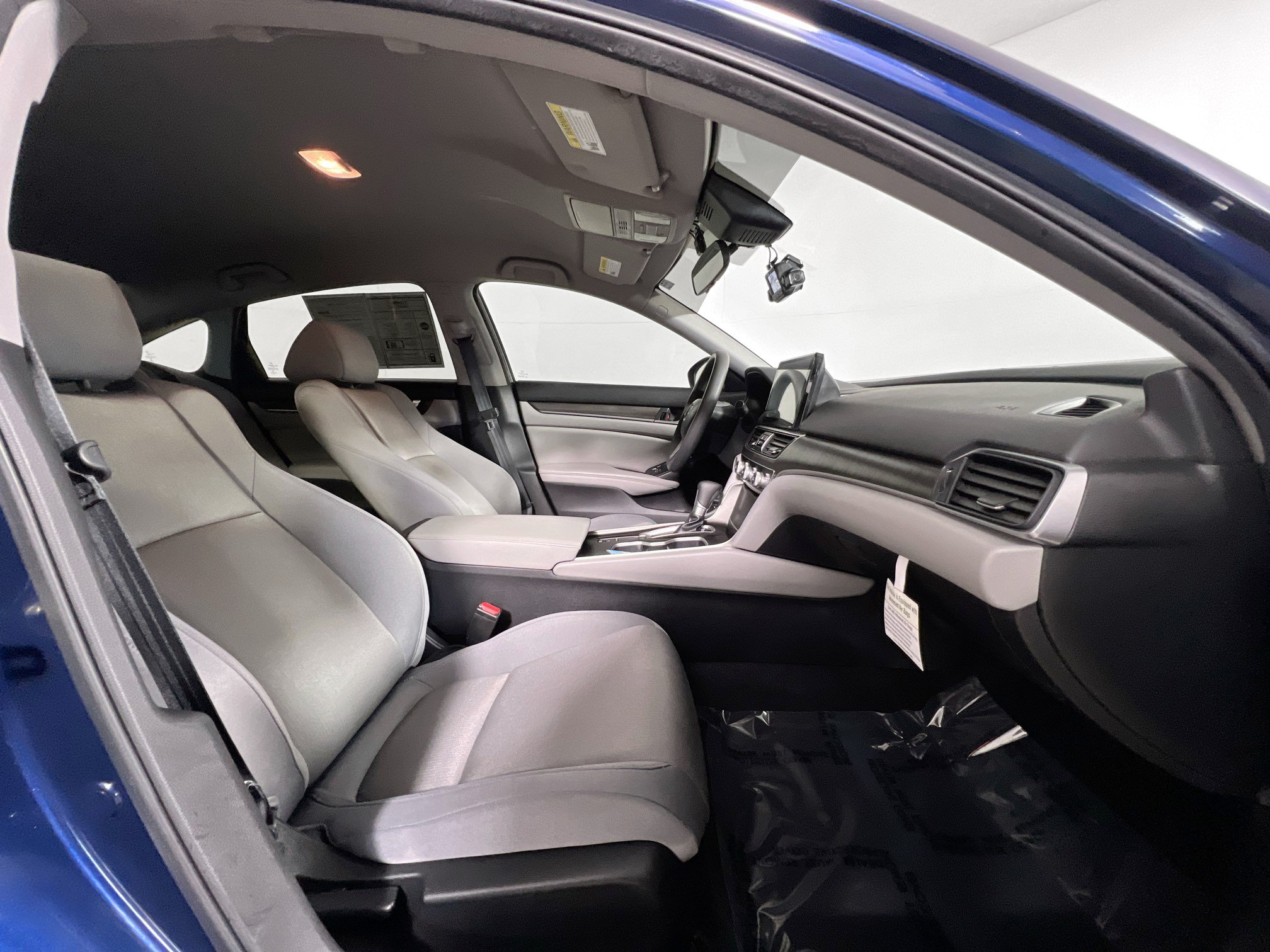 Used 2020 Honda Accord LX image 31