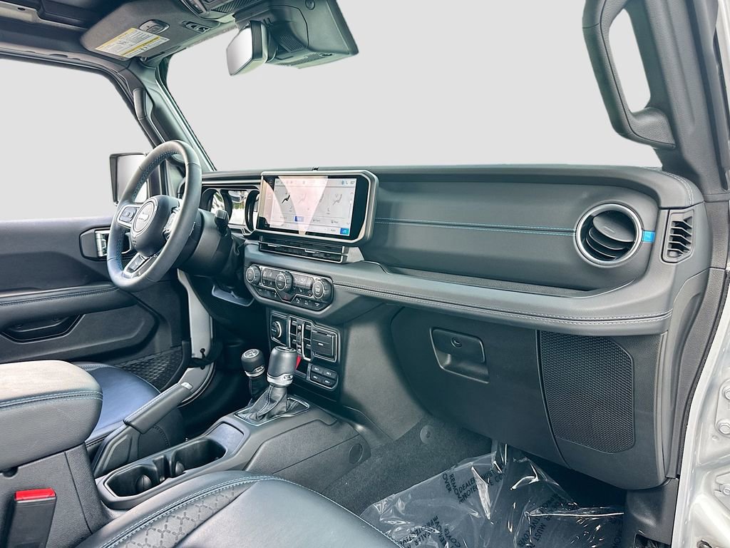 Used 2024 Jeep Wrangler High Altitude AWD/4WD image 28