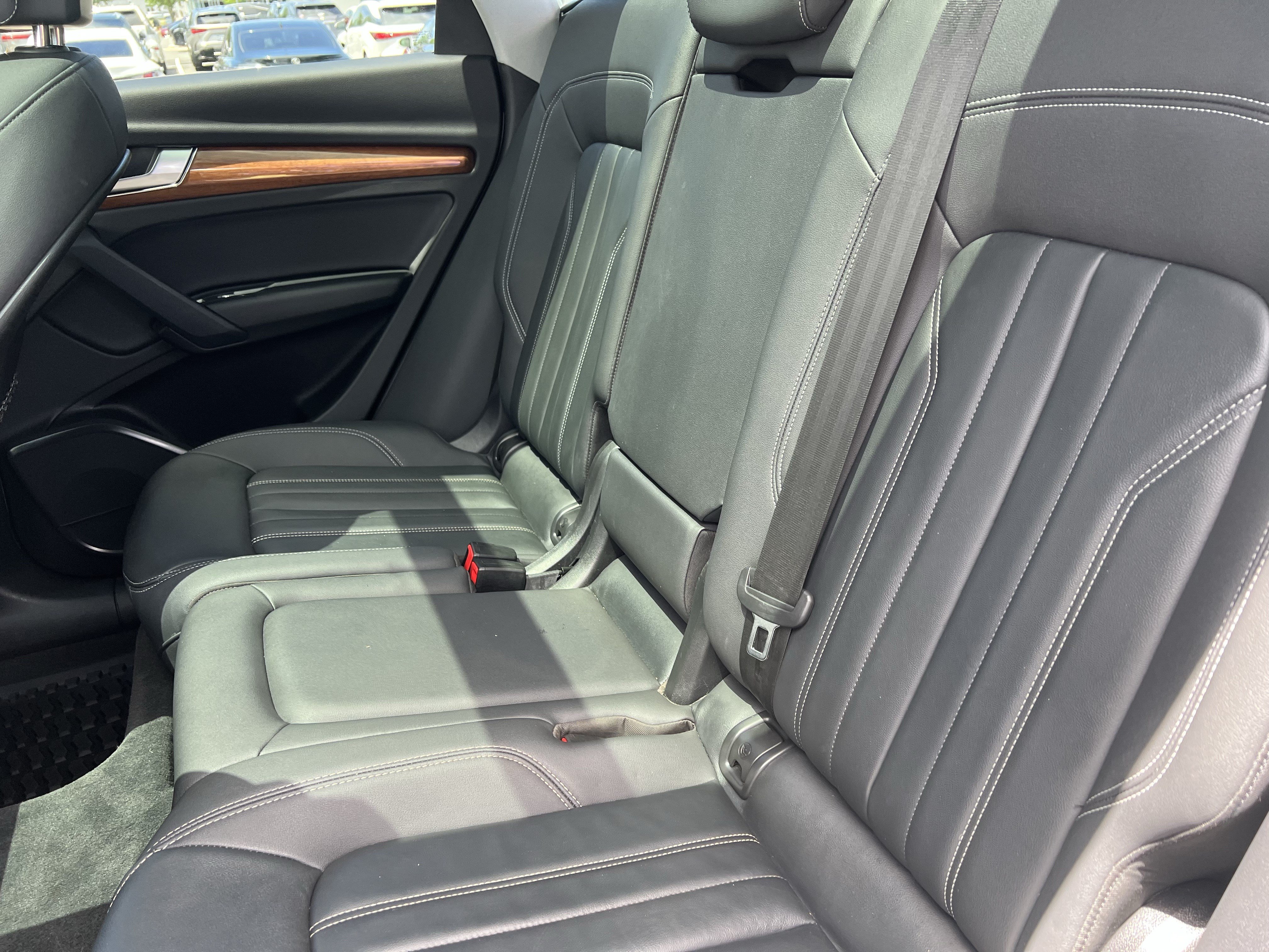 Certified 2023 Audi Q5 2.0T Premium w/ Convenience Package AWD/4WD image 32
