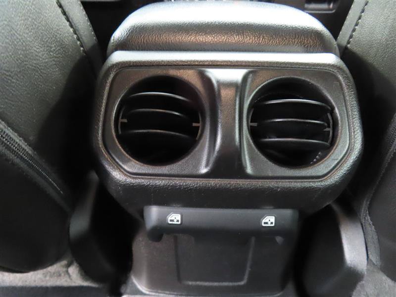 Used 2021 Jeep Gladiator Sport AWD/4WD image 26