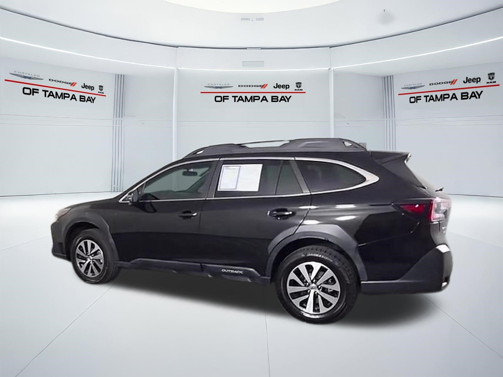 Used 2024 Subaru Outback Premium AWD/4WD image 46