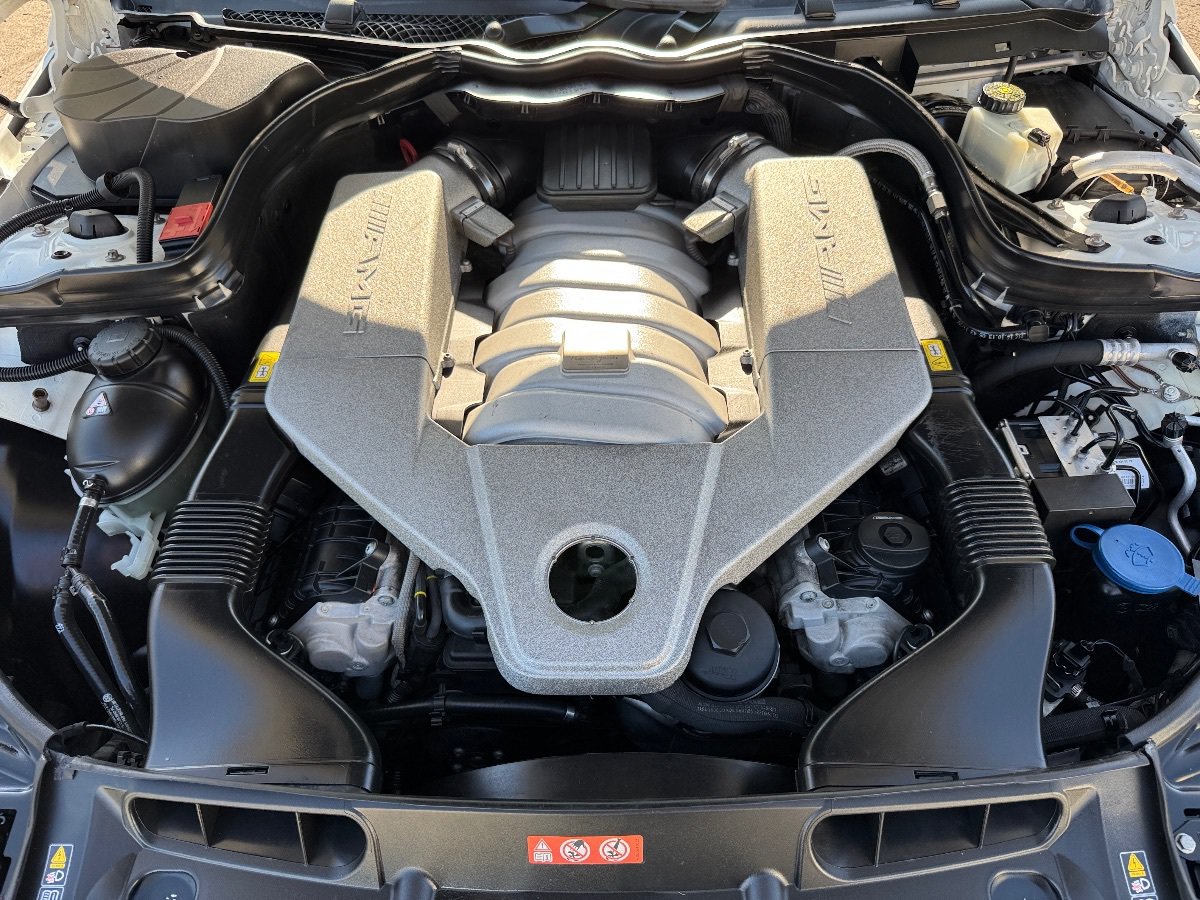 Used 2014 Mercedes-Benz C 63 AMG Sedan image 9