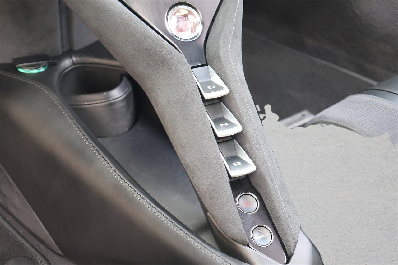 Used 2018 McLaren 720S Performance image 21