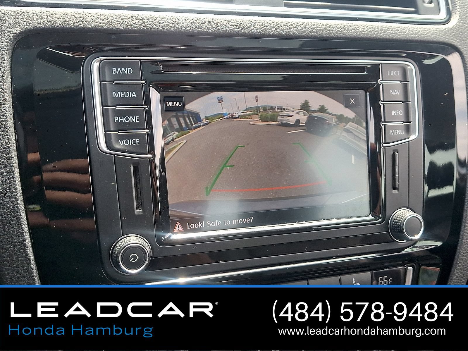 Used 2017 Volkswagen Jetta SEL FWD image 19