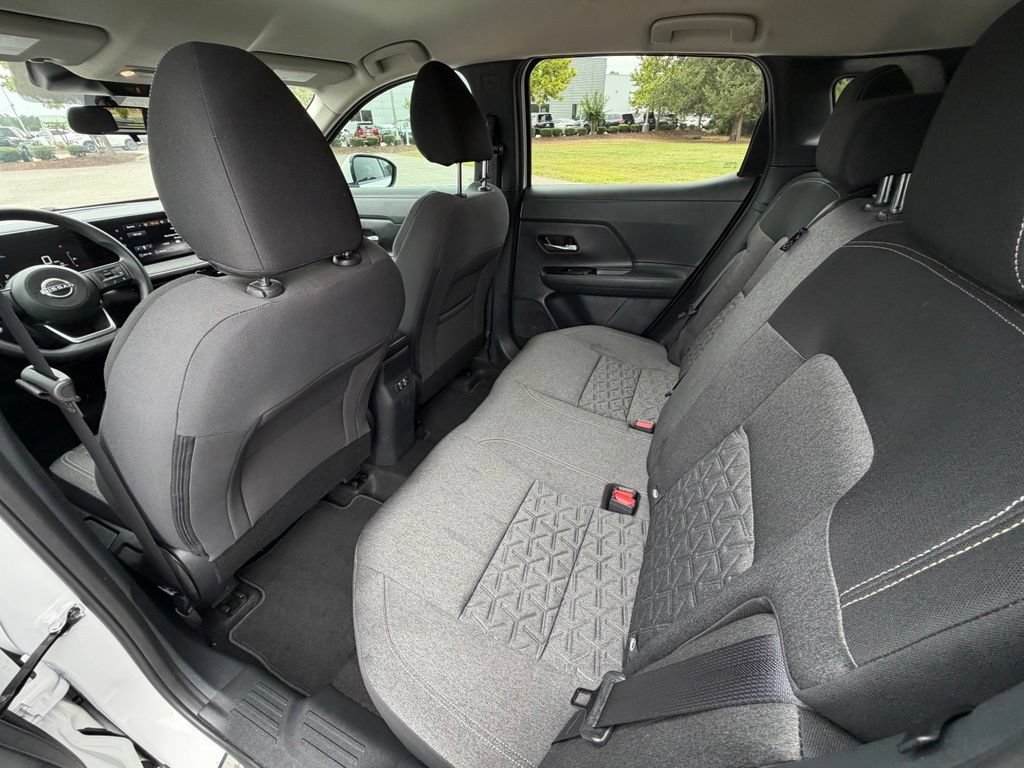 Certified 2025 Nissan Kicks SV w/ Illumination Package FWD image 22