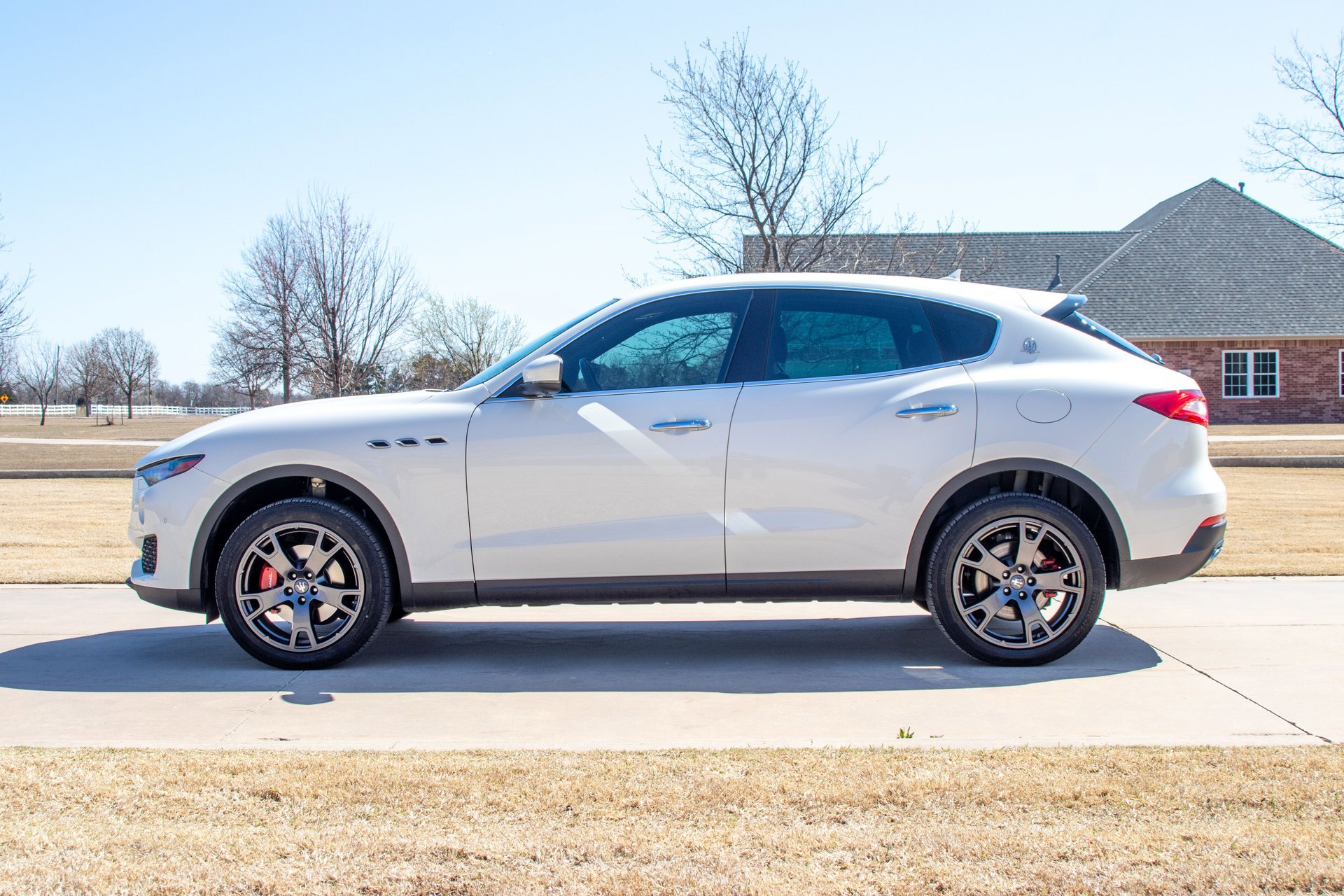 Used 2018 Maserati Levante image 25