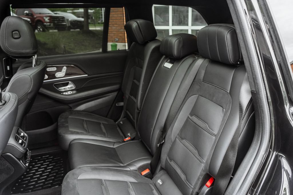 Used 2024 Mercedes-Benz GLS 63 AMG 4MATIC image 28