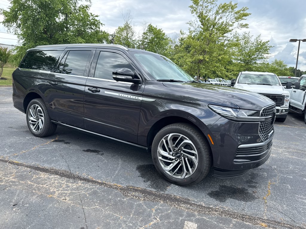 New 2026 Lincoln Navigator L Reserve