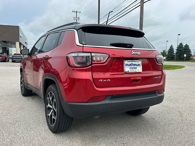 Used 2025 Jeep Compass Limited AWD/4WD image 5