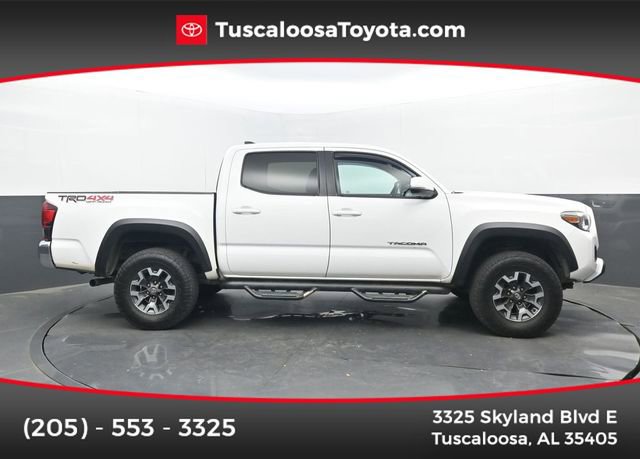 Used 2018 Toyota Tacoma TRD Off-Road image 1