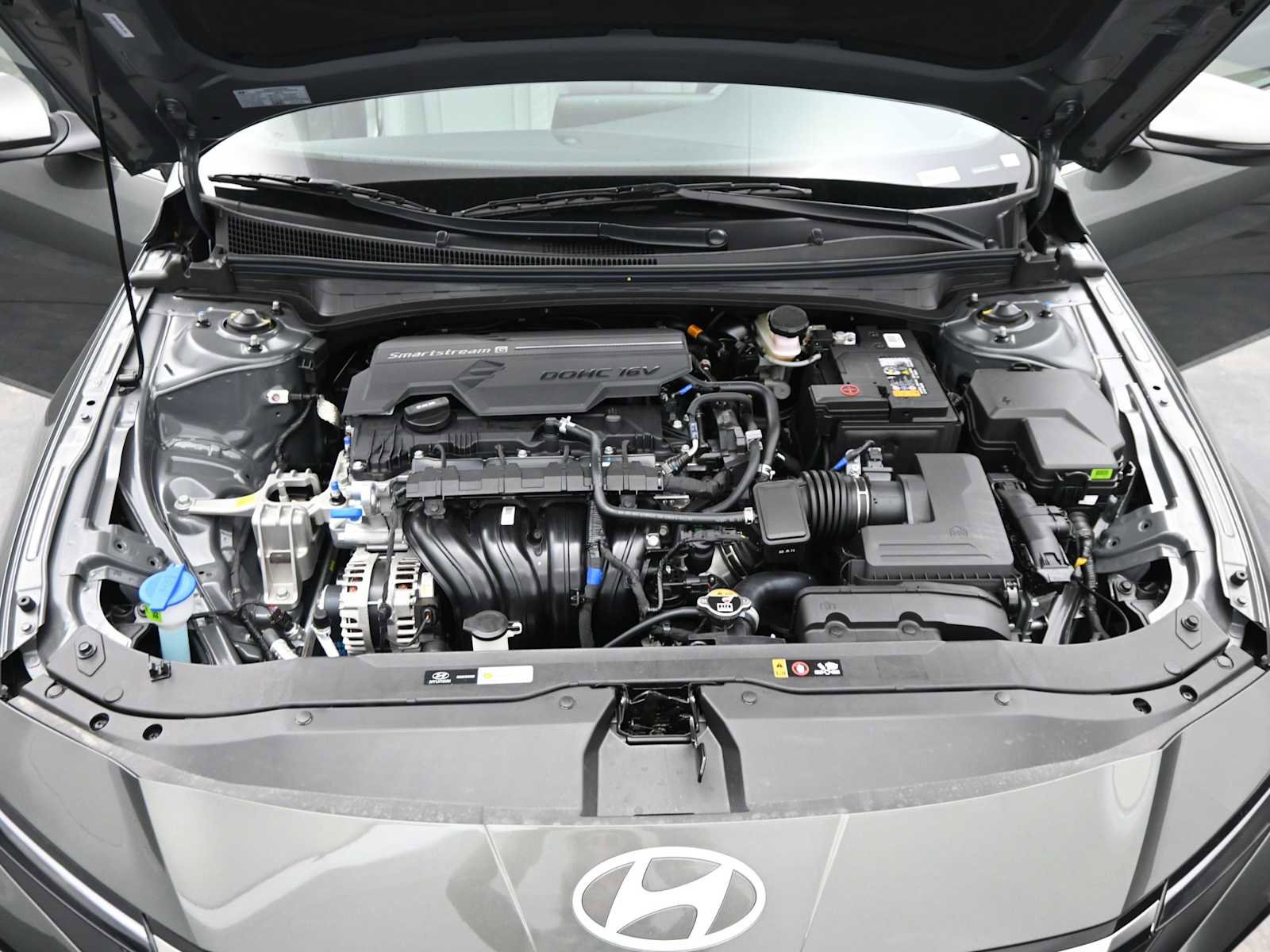 New 2026 Hyundai Elantra Limited image 21