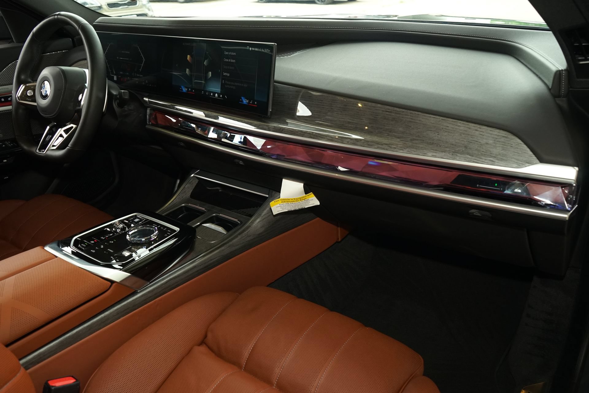 Used 2024 BMW 760i xDrive w/ Executive Package image 11