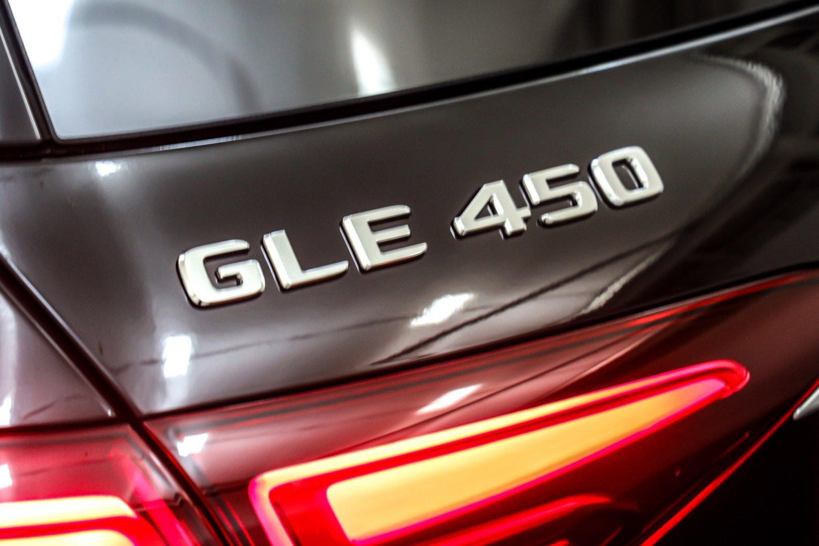 Certified 2025 Mercedes-Benz GLE 450 GLE 450 4MATIC SUV image 11