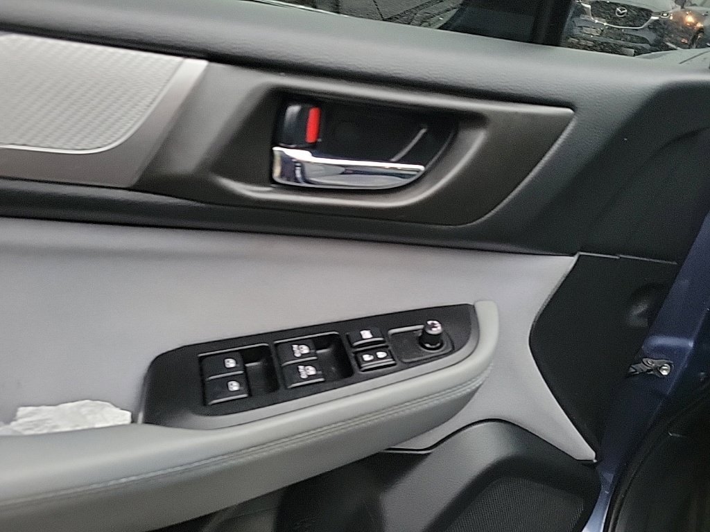 Used 2018 Subaru Outback 2.5i Premium AWD/4WD image 9