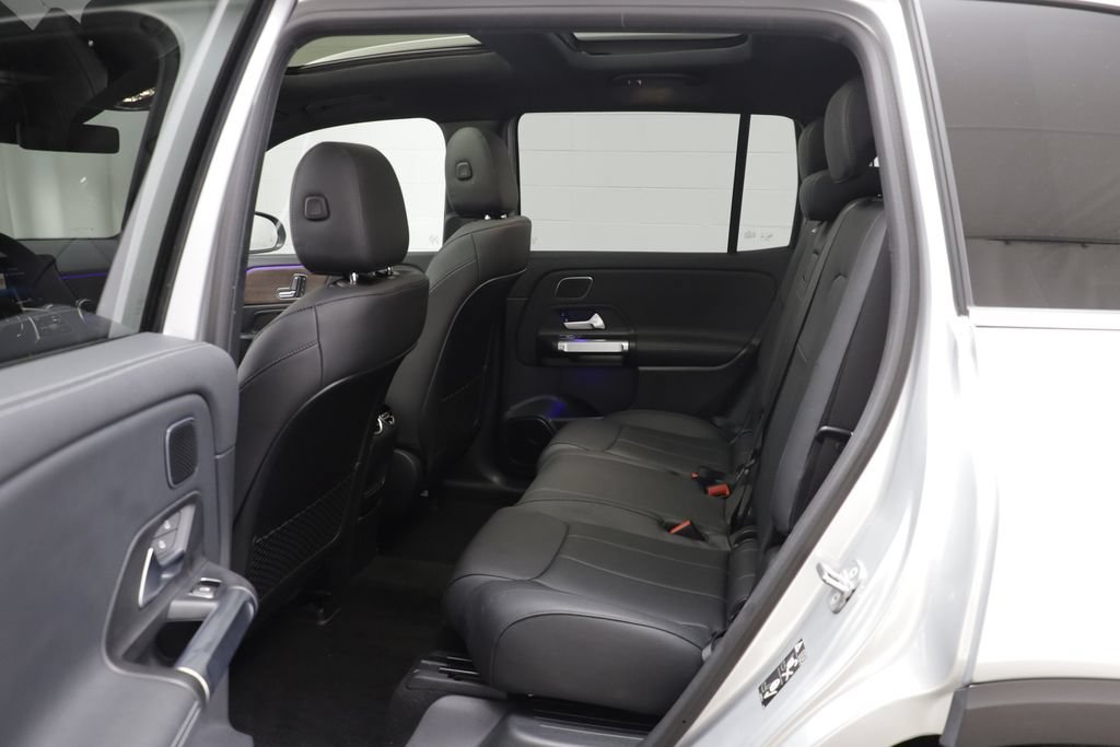 Used 2023 Mercedes-Benz EQB 300 4MATIC w/ Pinnacle Package image 15