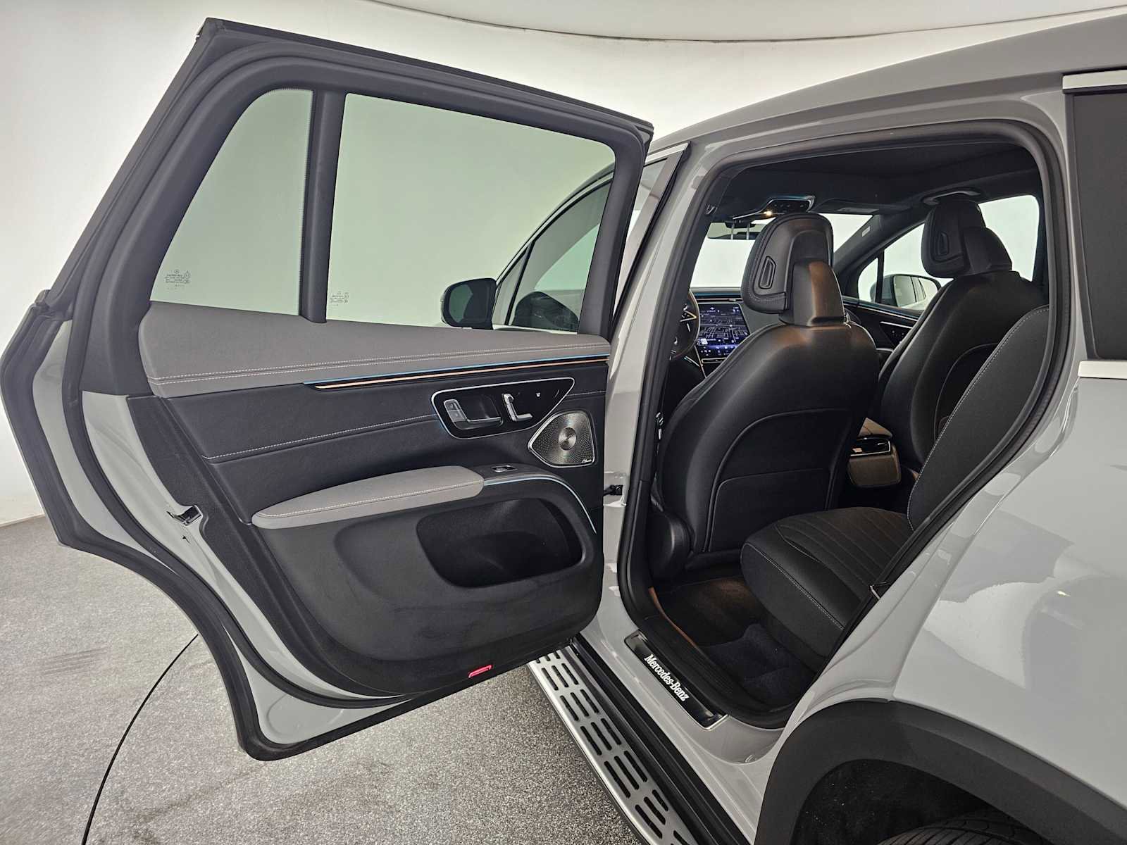 Certified 2023 Mercedes-Benz EQS 450+ 4MATIC SUV image 16
