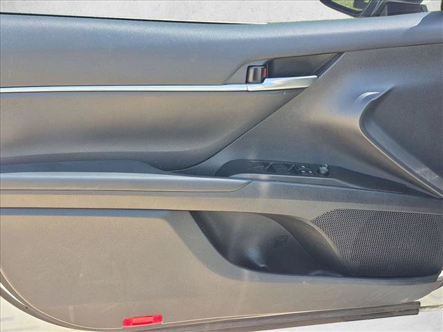 Used 2024 Toyota Camry SE FWD image 8