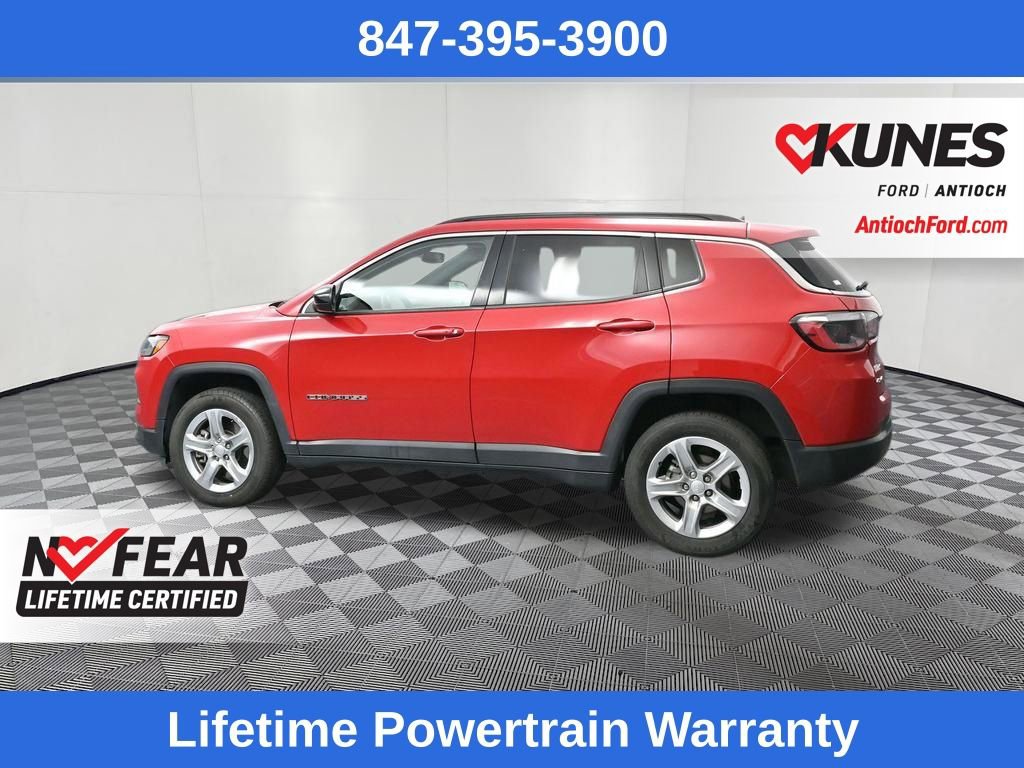 Used 2024 Jeep Compass Latitude w/ Altitude Special Edition image 6