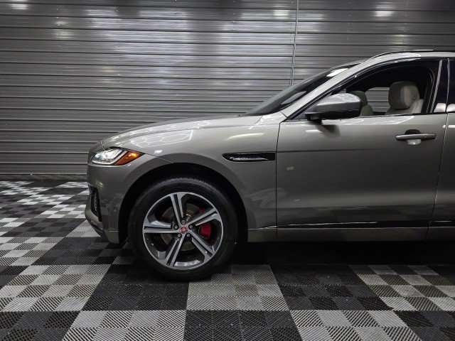 Used 2019 Jaguar F-PACE S AWD/4WD image 40