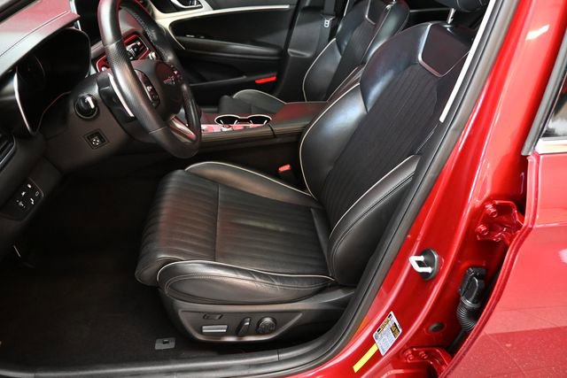 Used 2020 Genesis G70 3.3T image 2