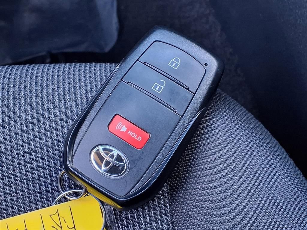 Used 2025 Toyota Prius Limited image 14