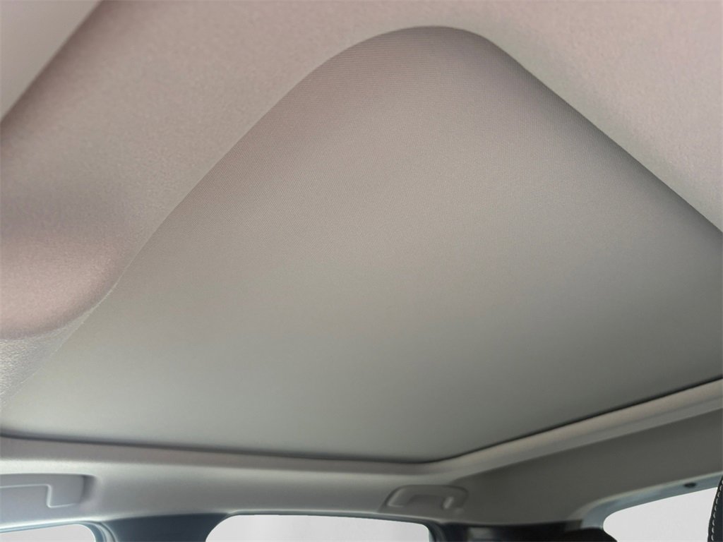 New 2026 Nissan Kicks SV w/ SV Premium Package image 30