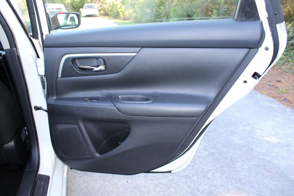 Used 2018 Nissan Altima 2.5 SV image 31