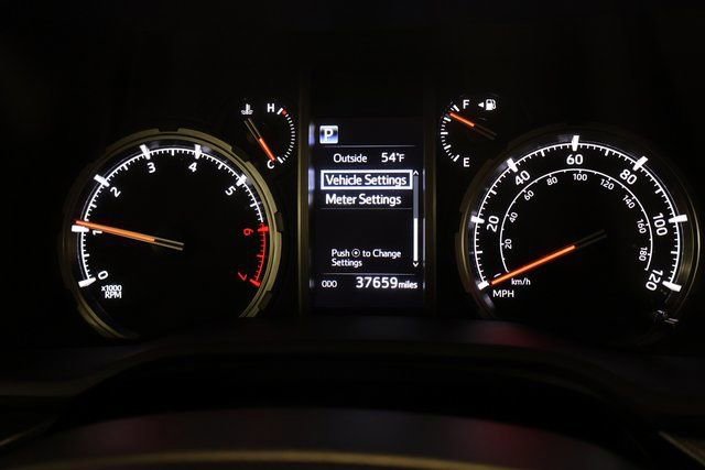 Certified 2024 Toyota 4Runner TRD Off-Road Premium w/ Moonroof Package AWD/4WD image 17