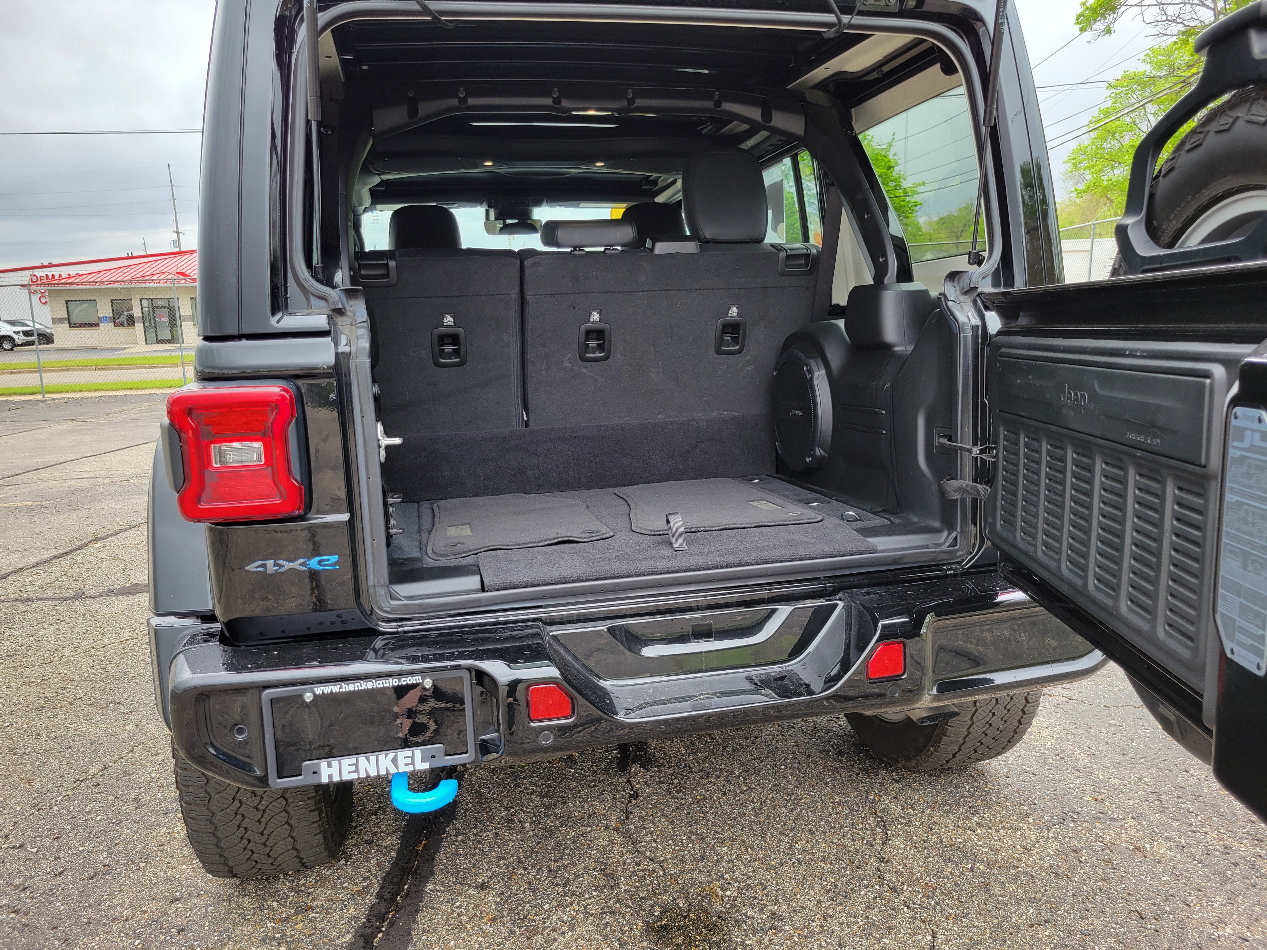 Used 2024 Jeep Wrangler High Altitude AWD/4WD image 20