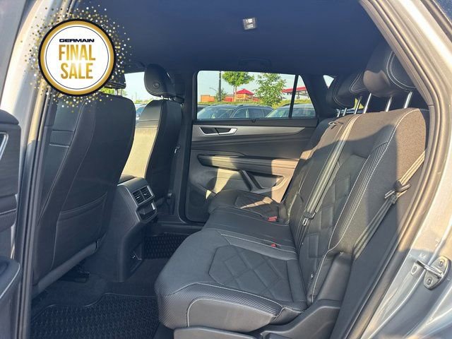 New 2025 Volkswagen Atlas Cross Sport SE image 14