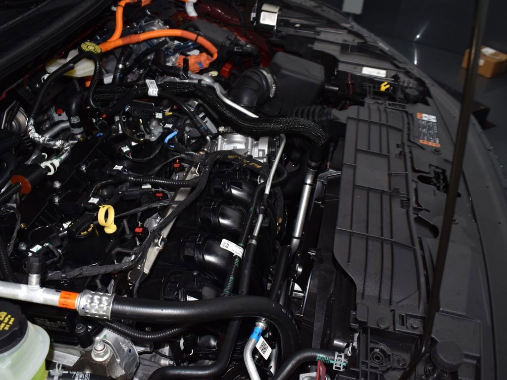 New 2025 Ford Escape SE w/ PHEV Premium Package FWD image 20