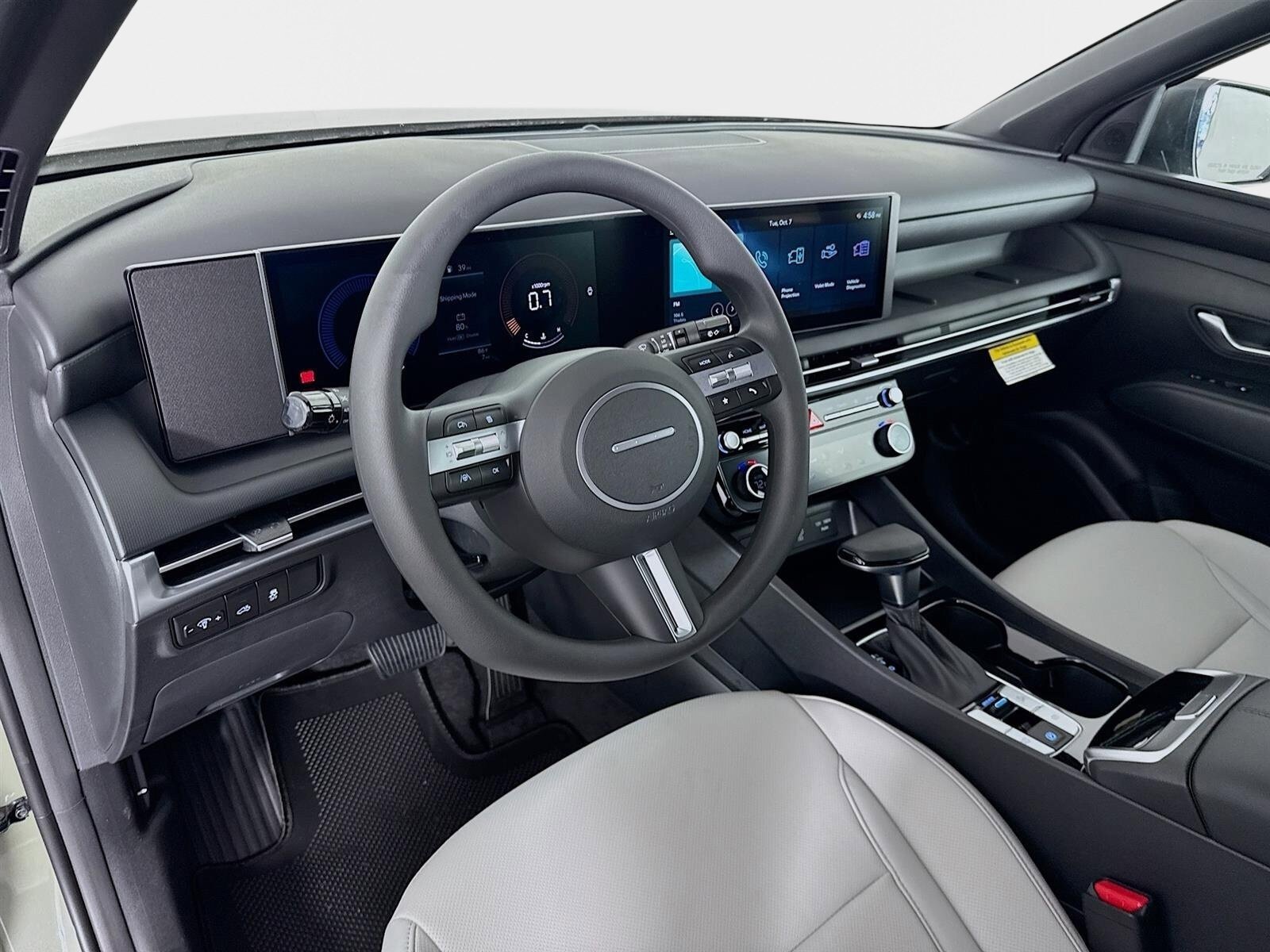 New 2026 Hyundai Santa Cruz SEL FWD image 9