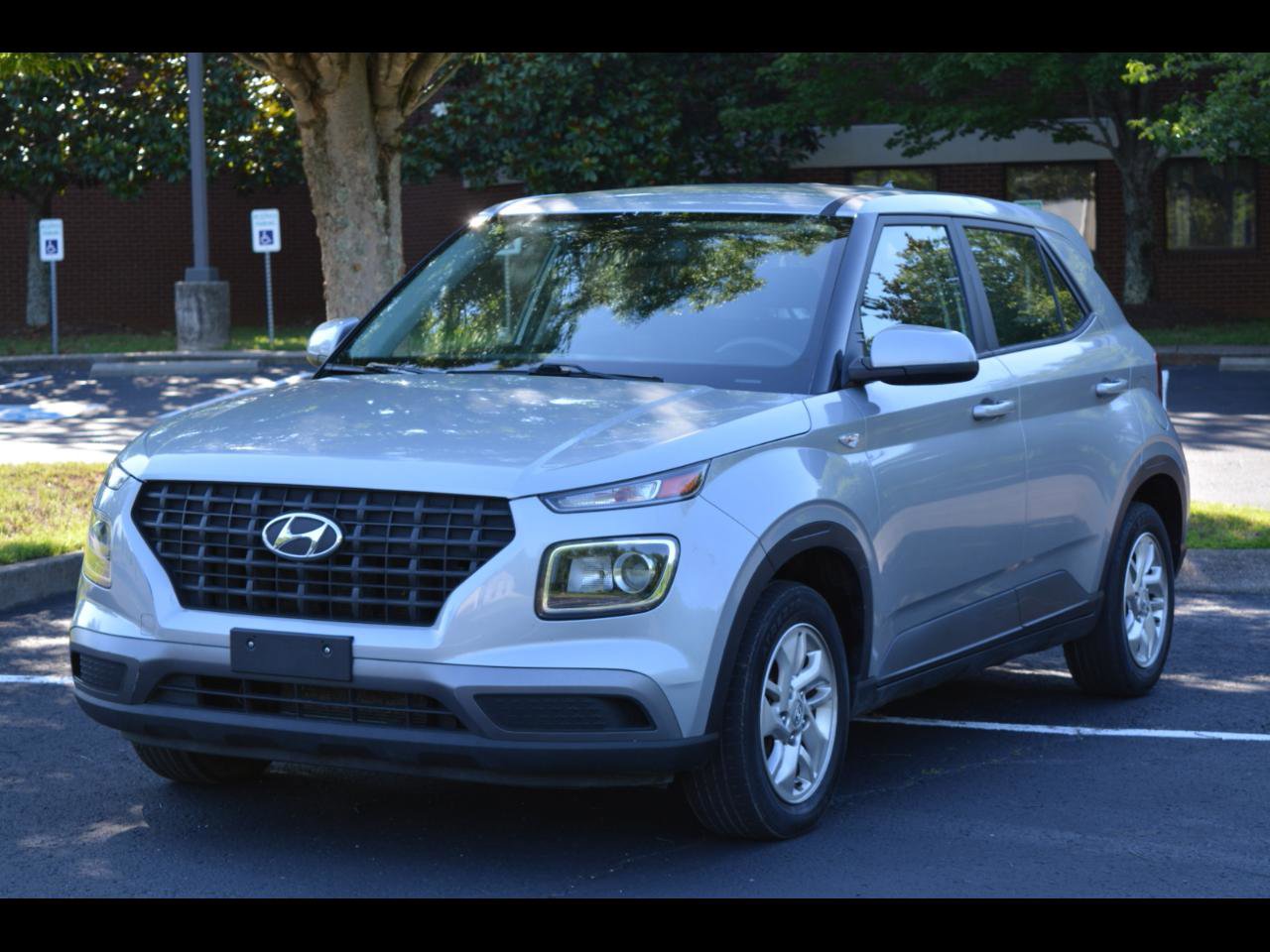 Used 2021 Hyundai Venue SE