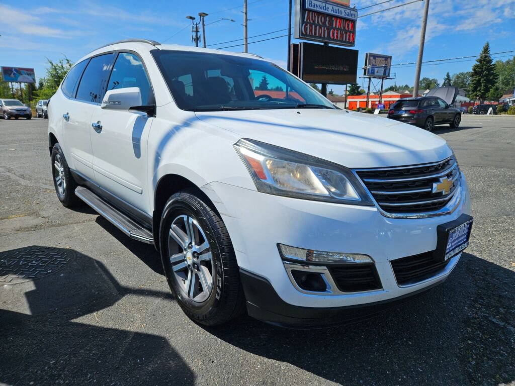 Used 2017 Chevrolet Traverse LT FWD image 6