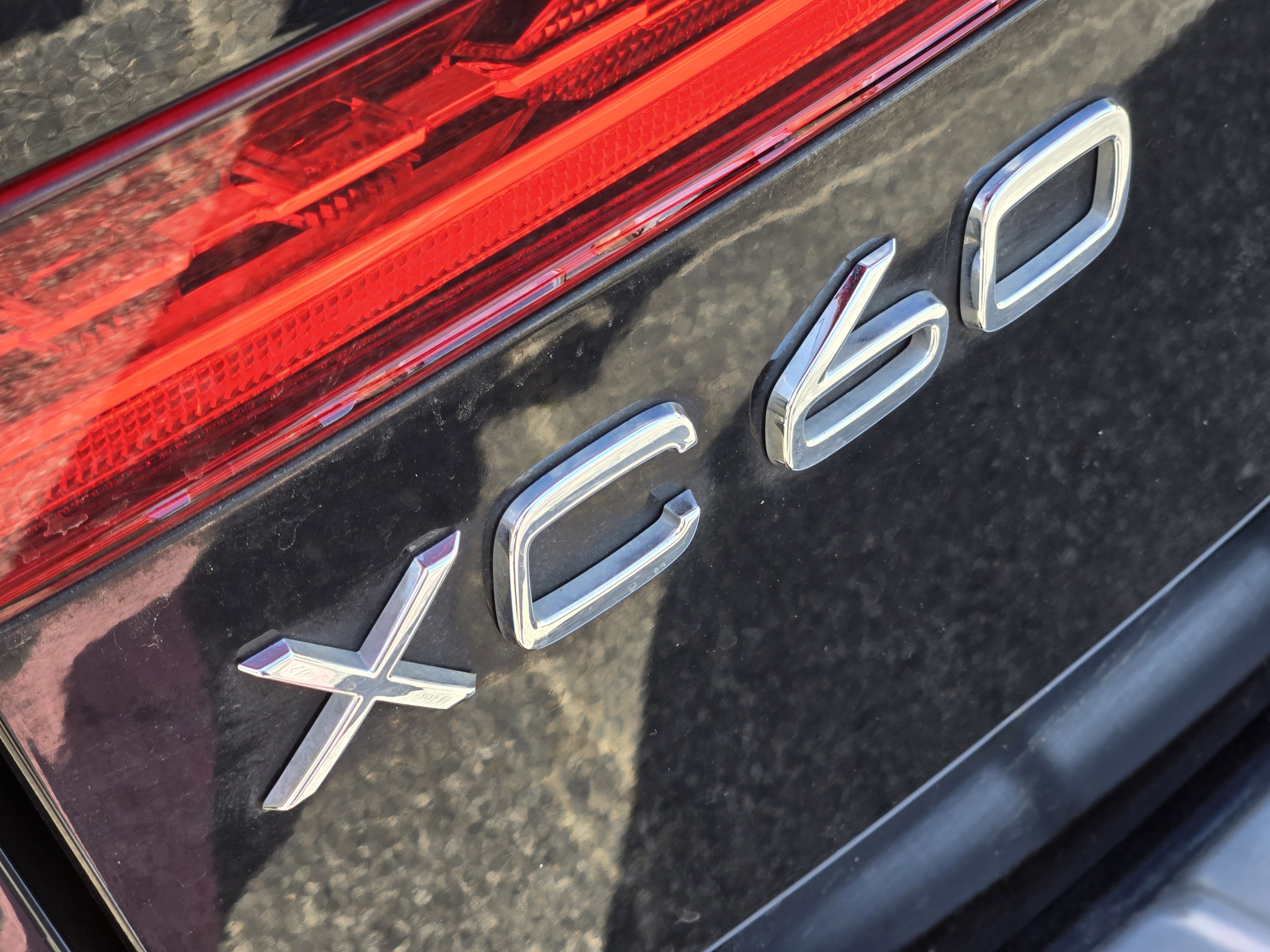 Used 2023 Volvo XC60 B5 Plus w/ Climate Package image 35