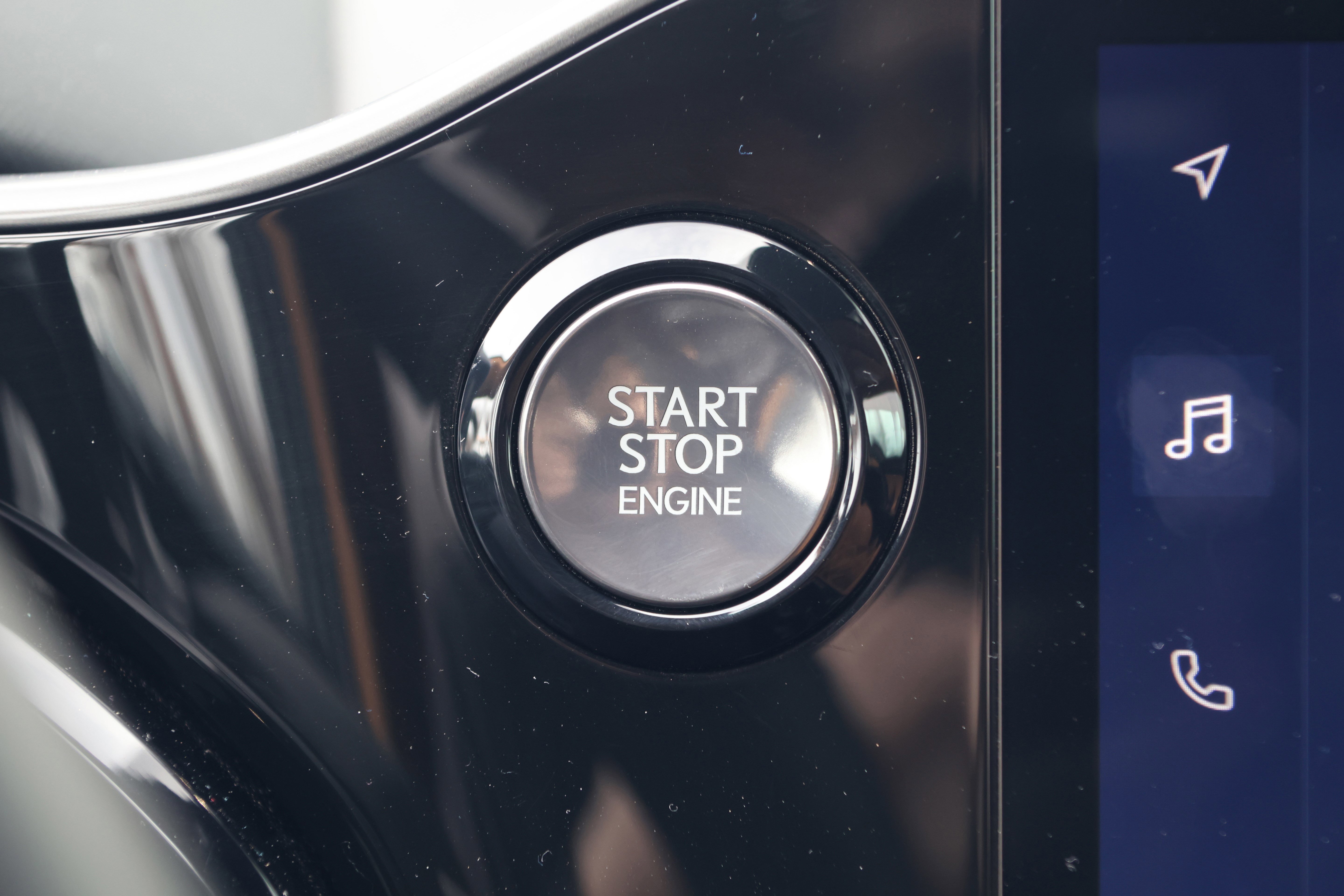 Certified 2025 Lexus NX 250 FWD w/ Cold Area Package image 23