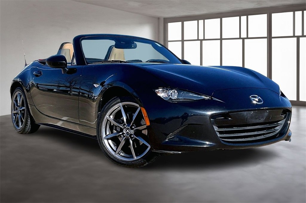Used 2016 MAZDA MX-5 Miata Grand Touring image 11
