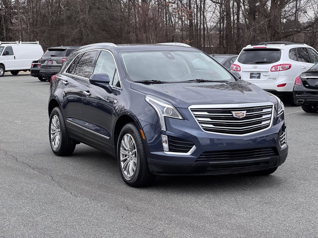 Used 2019 Cadillac XT5 Luxury image 2