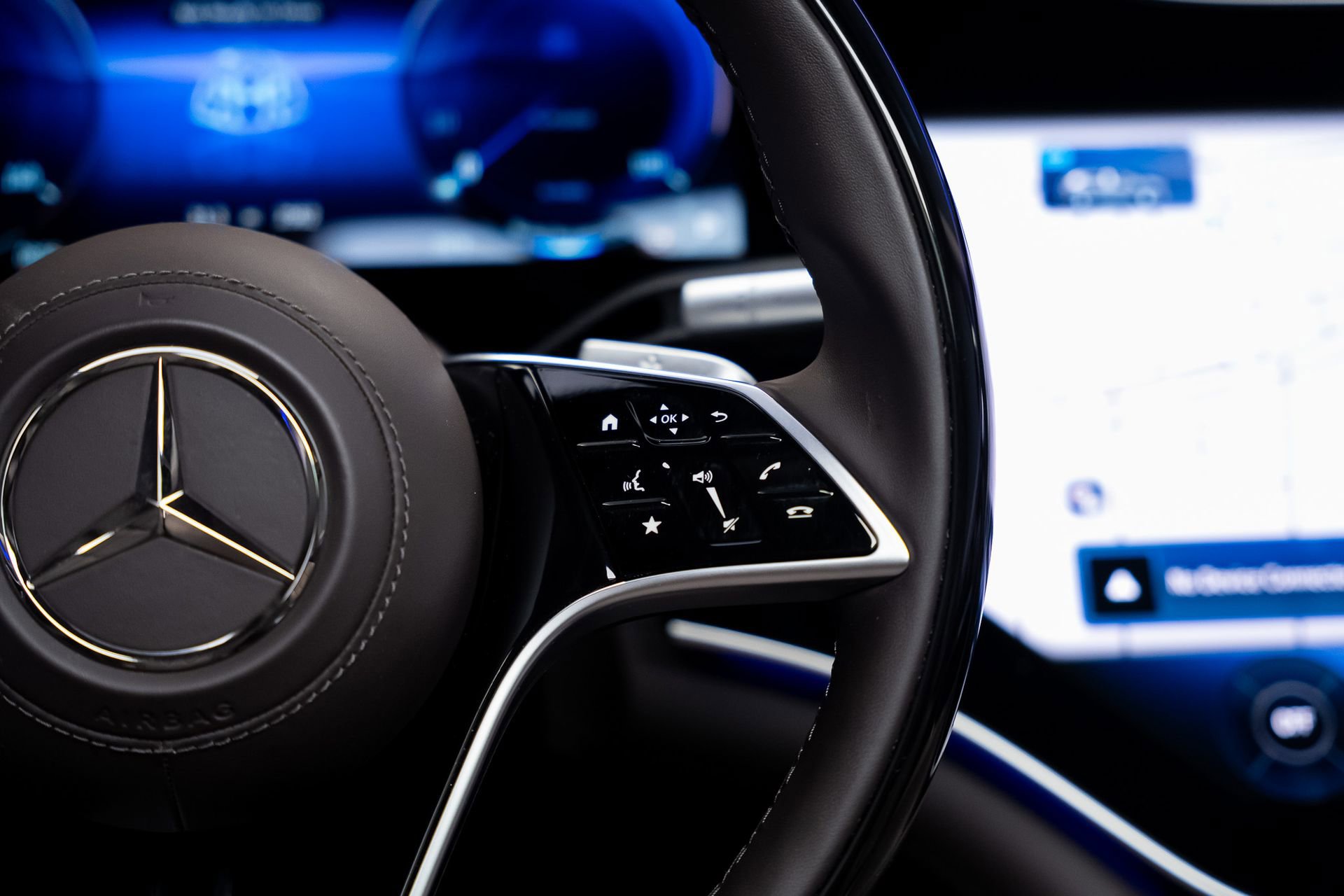 Used 2024 Mercedes-Benz Maybach EQS 680 4MATIC image 47