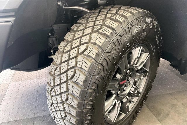 Used 2026 GMC Sierra 1500 AT4X AWD/4WD image 33