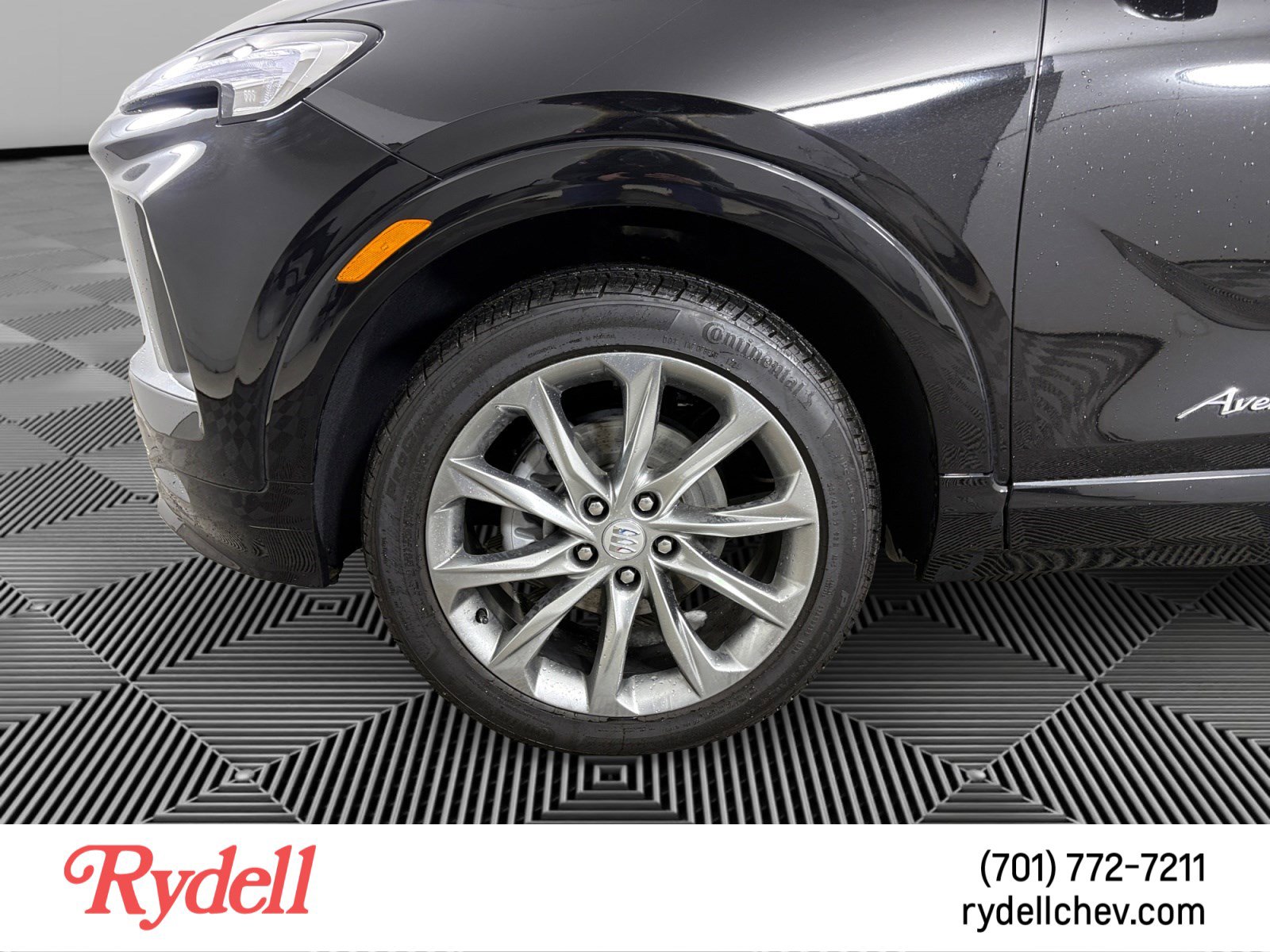 Used 2025 Buick Encore GX Avenir w/ Avenir Technology Package image 9