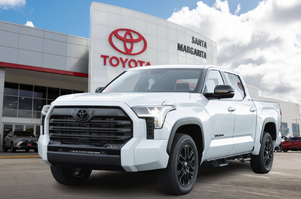 New 2026 Toyota Tundra Limited w/ TRD Performance Package (TMS)