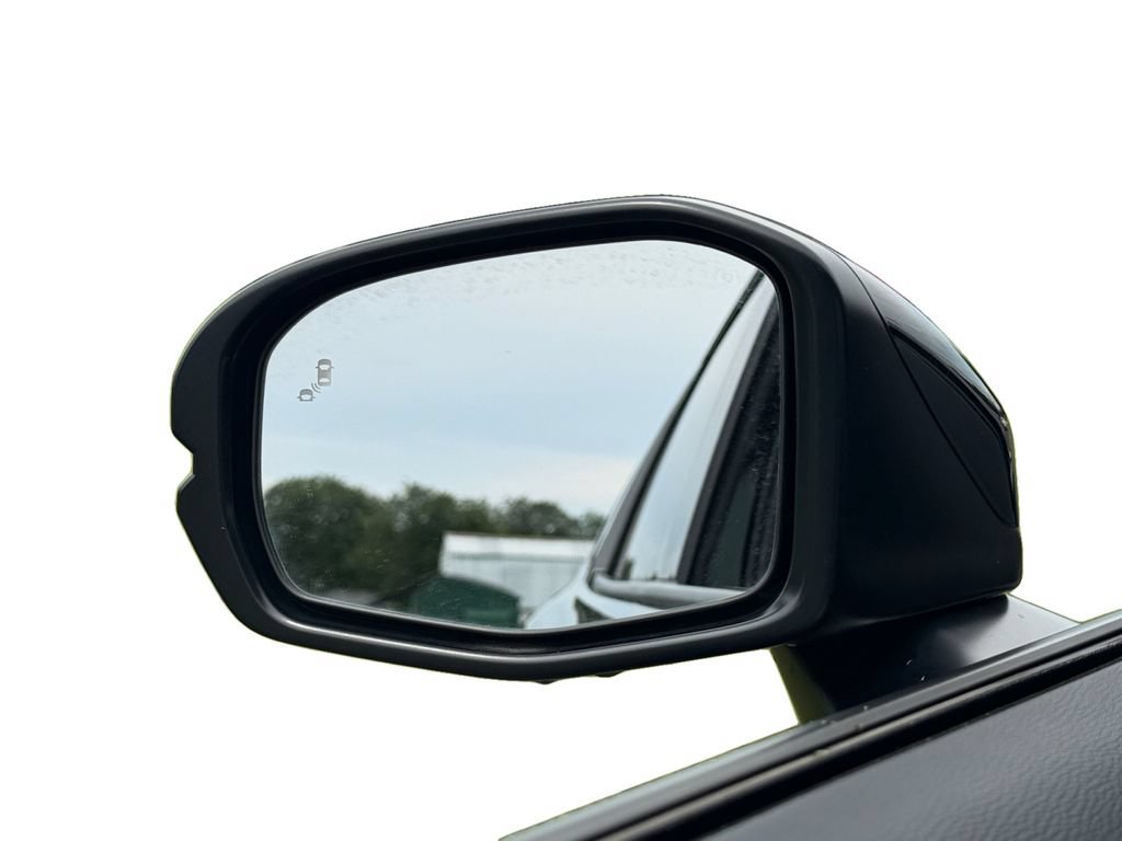 Used 2024 Honda HR-V EX-L image 18
